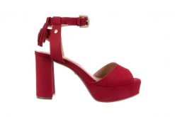 Sandały Bayla-067 129006 Nobuck Red Velvet, Czerwony, Skóra naturalna - 40. Czerwone sandały damskie Bayla, bez wzorów, z nubiku, bez obcasa, na obcasie. W wyprzedaży za 89.10 zł.