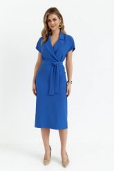 Elegancka sukienka ołówkowa z kołnierzem niebieska. Niebieskie sukienki damskie Stylove, do pracy, xl, bez wzorów, biznesowe, bez kołnierzyka, bez ramiączek, dopasowane. Za 349.00 zł.