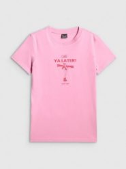 4F T-shirt regular z nadrukiem damski - różowy XL. Czerwone t-shirty damskie 4f, xl, bez wzorów, z bawełny, bez kołnierzyka. Za 49.99 zł.