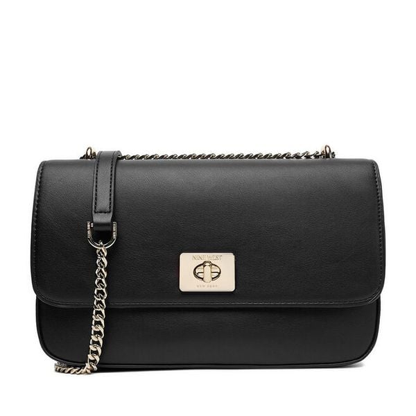 Torebka Nine West. Czarne torebki klasyczne damskie Nine West, bez wzorów, wizytowe, bez kołnierzyka, bez ramiączek. Za 249.99 zł.