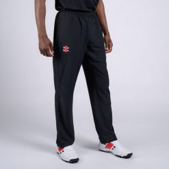 Spodnie dresowe do treningu Gray-Nicolls Velocity. Czarne spodnie sportowe damskie GRAY-NICOLLS, l, z dresówki, do biegania. Za 262.50 zł.