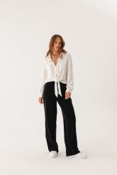 SPODNIE SILVIA CUPRO CZARNE S - Flawless. Czarne spodnie materiałowe damskie Flawless, bez wzorów, z jedwabiu, klasyczne. Za 312.00 zł.