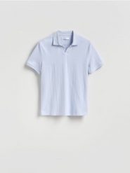 Bawełniana koszulka polo - jasnoniebieski. Niebieskie koszulki polo męskie Reserved, l, bez wzorów, z bawełny, bez ramiączek. Za 119.99 zł.