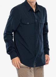 Koszula podróżnicza męska Fjallraven Abisko Trekking Shirt. Niebieskie koszule męskie Fjällräven, m, bez wzorów, z elastanu, bez kołnierzyka, bez ramiączek. Za 549.99 zł.
