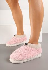 Różowe Kapcie Vices Futrzane ze Ściągaczem w Cholewce Zolavia. Czerwone kapcie damskie Born2be, z futra. Za 29.99 zł.