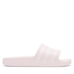 Klapki adidas. Czerwone klapki damskie Adidas, bez wzorów, bez obcasa. Za 109.99 zł.