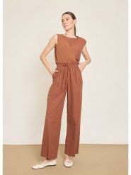 BGN Spodnie w kolorze jasnobrązowym rozmiar: 38. Brązowe spodnie materiałowe damskie BGN, bez wzorów, z materiału. Za 121.99 zł.