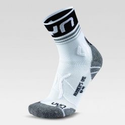 Skarpety do biegania WOMAN RUNNER'S ONE SHORT SOCKS r.37-38. Białe skarpetki męskie UYN, bez wzorów. Za 89.99 zł.