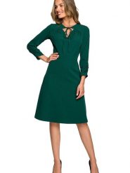 Stylove Sukienka w kolorze zielonym rozmiar: M. Zielone sukienki damskie Stylove, m, bez wzorów, bez kołnierzyka, bez ramiączek, midi, rozkloszowane. Za 271.67 zł.
