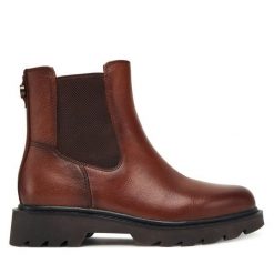 Botki Tamaris. Brązowe botki damskie Tamaris, bez obcasa, na płaskiej podeszwie, bez zapięcia. Za 339.99 zł.