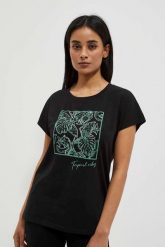 T-shirt z nadrukiem. T-shirty damskie MOODO, bez wzorów, z bawełny, bez kołnierzyka. W wyprzedaży za 23.99 zł.