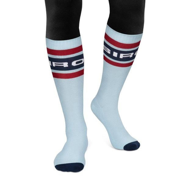 Skarpety narciarskie retro Siroko Albulapass Light Blue. Niebieskie skarpetki damskie SIROKO, bez wzorów. Za 64.00 zł.