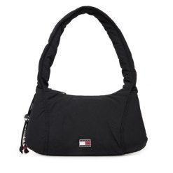 Torebka Tommy Jeans. Czarne torebki klasyczne damskie Tommy Jeans, bez wzorów, z jeansu, bez dodatków. Za 369.99 zł.