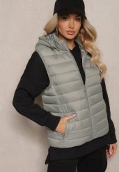 Jasnozielona Kamizelka z Kapturem Ozdobiona Pikowaniem Sintaria. Zielone kamizelki damskie Renee, l, z jeansu. Za 109.99 zł.