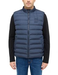 Mustang Style Dublin Dark Sapphire 1016234 4136 Kamizelka. Niebieskie kamizelki męskie Mustang, m, z puchu. Za 269.99 zł.