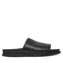 Klapki Vagabond Shoemakers. Czarne klapki damskie Vagabond Shoemakers, bez wzorów, bez obcasa. Za 459.99 zł.