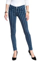 SPODNIE DAMSKIE LEE SCARLETT STREAK STRIPE L526MPHY 112111770. Niebieskie spodnie materiałowe damskie Lee, bez wzorów, z jeansu. W wyprzedaży za 89.99 zł.
