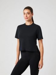 Bjorn_borg Krótka koszulka z recyklingowanego poliestru – BLACK BEAUTY. Czarne topy sportowe damskie Björn Borg, xs, bez wzorów, z materiału, bez ramiączek. Za 247.00 zł.
