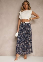 Granatowa Kwiecista Spódnica Rozkloszowana z Plisami Zdobiona Metalicznym Nadrukiem Folonissa. Niebieskie spódniczki damskie Renee, l, z aplikacjami, eleganckie, maxi, proste. Za 54.99 zł.
