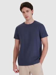 4F T-shirt regular ze strukturalnej dzianiny męski - szary XXL. Szare t-shirty męskie 4f, m, bez wzorów, z bawełny, bez kołnierzyka. W wyprzedaży za 39.99 zł.