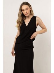 Awama Bluzka w kolorze czarnym rozmiar: M. Czarne bluzki damskie Awama, m, bez wzorów, bez kołnierzyka, bez ramiączek. Za 99.99 zł.