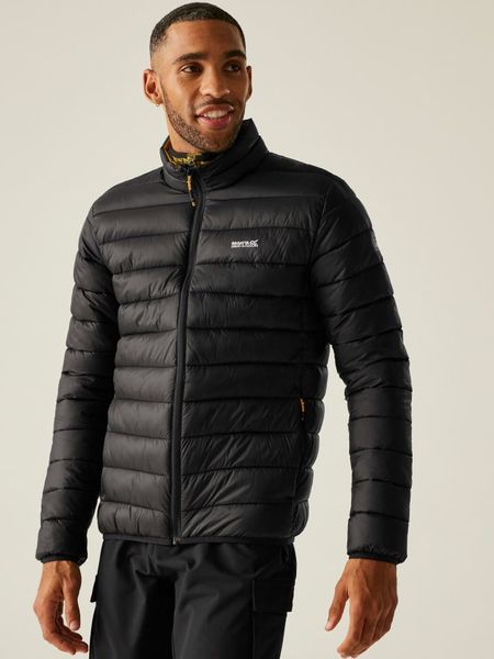 Regatta Kurtka pikowana "Marizion" w kolorze czarnym rozmiar: M. Czarne kurtki męskie Regatta, m, bez wzorów, bez kaptura. Za 178.79 zł.