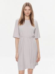 Calvin Klein Sukienka codzienna K20K206375 Szary Regular Fit. Szare sukienki damskie CALVIN KLEIN, na co dzień, bez wzorów, z syntetyku, bez kołnierzyka, bez ramiączek, proste. Za 569.99 zł.