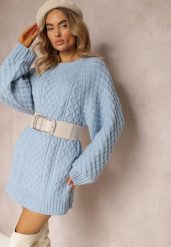 Jasnoniebieski Długi Sweter Ozdobiony Drobnym Splotem Killoe. Niebieskie swetry klasyczne damskie Renee, z jeansu, bez kołnierzyka. Za 189.99 zł.