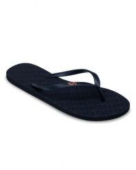 Japonki plażowe damskie Roxy VIVA IV. Białe klapki damskie Roxy, bez wzorów, z gumy, bez obcasa. Za 74.99 zł.