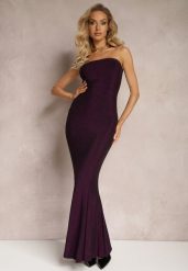 Ciemnofioletowa Połyskująca Sukienka Maxi Bez Ramiączek z Rozkloszowanym Dołem Botalia. Fioletowe sukienki damskie Renee, l, bez wzorów, eleganckie, bez kołnierzyka, bez ramiączek, maxi, rozkloszowane. W wyprzedaży za 118.99 zł.