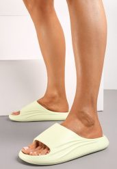 Jasnozielone Basenowe Klapki z Piankowego Materiału Silk. Zielone klapki damskie Renee, bez wzorów, bez obcasa. Za 14.99 zł.