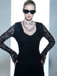 Okulary przeciwsłoneczne w kształcie motyla - czarny. Czarne okulary przeciwsłoneczne damskie Sinsay, motyl. Za 15.99 zł.