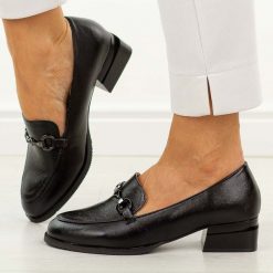 Czarne półbuty damskie, mokasyny M.Daszyński Sa267-7. Czarne mokasyny damskie M.Daszyński, ze skóry. Za 199.00 zł.