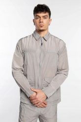 MĘSKA KOSZULA WIERZCHNIA Rains Kano Overshirt 19220-11 Flint (XS). Szare koszule męskie Rains, m, bez wzorów, z dresówki, bez kołnierzyka, bez ramiączek. Za 629.00 zł.