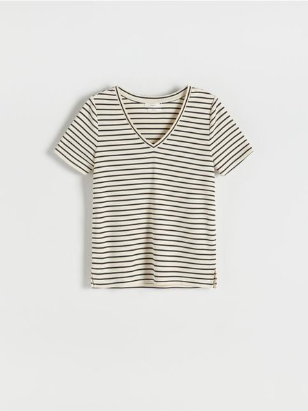 T-shirt regular z modalem - wielobarwny. T-shirty damskie Reserved, l, bez wzorów, z dzianiny, bez kołnierzyka. W wyprzedaży za 39.99 zł.