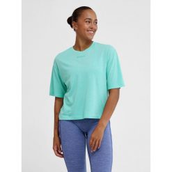 Krótka koszulka damska Hummel Mt Vanja Boxy. Niebieskie bluzki damskie HUMMEL, bez wzorów, sportowe, bez kołnierzyka, bez ramiączek. Za 147.00 zł.