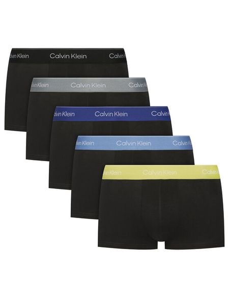 Calvin Klein Underwear Komplet bokserek LV00NB4390 Czarny. Czarne bokserki męskie Calvin Klein Underwear, bez wzorów, z bawełny. Za 289.99 zł.