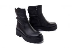 BIOECO BY ARKA 7829 2241 czarny, botki damskie. Czarne botki damskie Bioeco by Arka, na zimę, ze skóry, bez obcasa, na obcasie, bez zapięcia. Za 479.90 zł.