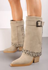 Beżowe Botki z Wywiniętą Cholewką Ozdobione Ćwiekami i Klamrą Verilane. Brązowe botki damskie Born2be, z jeansu, eleganckie, bez obcasa, na obcasie, bez zapięcia. Za 249.99 zł.