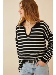 Happiness Istanbul Sweter w kolorze czarnym rozmiar: onesize. Czarne swetry klasyczne damskie Happiness Istanbul, bez kołnierzyka. Za 60.99 zł.