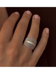 Les Favorites Srebrny pierścionek z cyrkoniami rozmiar: 52. Szare pierścionki damskie Les Favorites, z cyrkonią, srebrne. Za 252.99 zł.