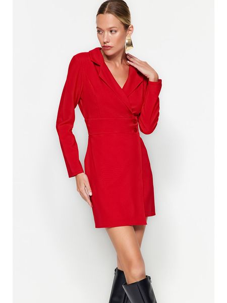 Trendyol Sukienka w kolorze czerwonym rozmiar: 38. Czerwone sukienki damskie Trendyol, bez wzorów, bez kołnierzyka, bez ramiączek, maxi. Za 104.39 zł.