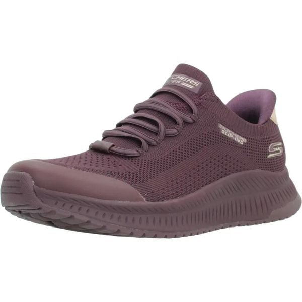 Buty SKECHERS SLIP-INS BOBS SQUAD 4 DIRE STEP Bordeaux. Czerwone obuwie trekkingowe damskie Skechers, na fitness i siłownię. Za 319.99 zł.