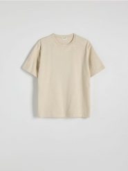 Gładki t-shirt comfort fit - beżowy. Brązowe t-shirty męskie Reserved, l, bez wzorów, z bawełny, bez kołnierzyka. W wyprzedaży za 39.99 zł.