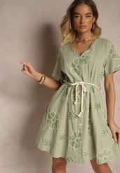 Jasnozielona Sukienka Boho Ozdobiona Sznurkiem i Haftami Evinelle. Zielone sukienki damskie Renee, na co dzień, na lato, l, bez wzorów, boho, bez kołnierzyka, bez ramiączek, midi, proste. W wyprzedaży za 111.99 zł.