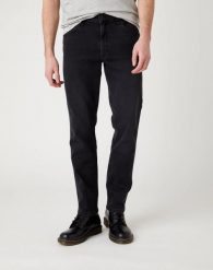 WRANGLER GREENSBORO MĘSKIE SPODNIE JEANSOWE JEANSY BLACK CROW W15QHP363 112141190. Czarne jeansy męskie Wrangler, na zimę. Za 229.99 zł.
