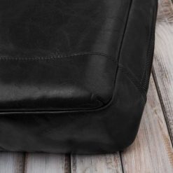 Plecak męski skórzany vintage na laptopa miejski czarny Paolo Peruzzi IM-07-BL. Czarne plecaki męskie bez wzorów, z bawełny. Za 202.95 zł.