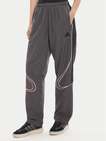 Adidas Spodnie dresowe Teamgeist adicolor JW5870 Szary Loose Fit. Szare spodnie dresowe męskie Adidas, bez wzorów, z dresówki. Za 189.99 zł.