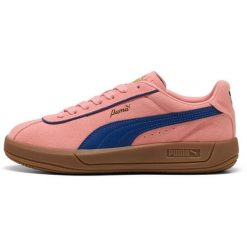 Buty sportowe damskie Puma Club Klassika Sd. Czerwone buty sportowe na co dzień damskie Puma, bez wzorów, z zamszu. Za 390.00 zł.