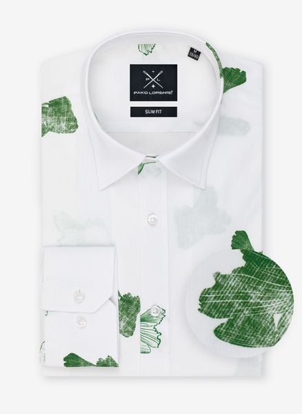 PAKO LORENTE – Biała koszula męska w zielone ryby P22SF-1X-028-B-S. Białe koszule męskie Pako Lorente, m, bez wzorów, z bawełny, bez kołnierzyka, bez ramiączek. Za 79.99 zł.